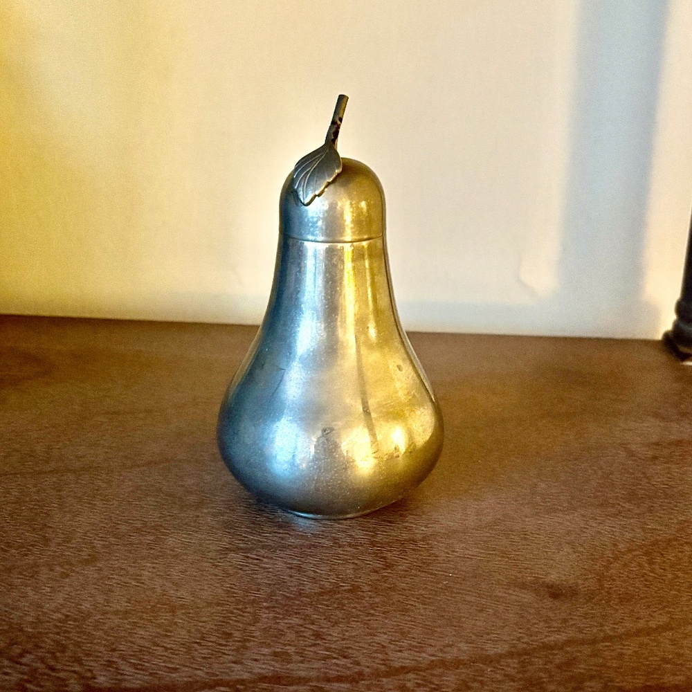 Powder Shaker